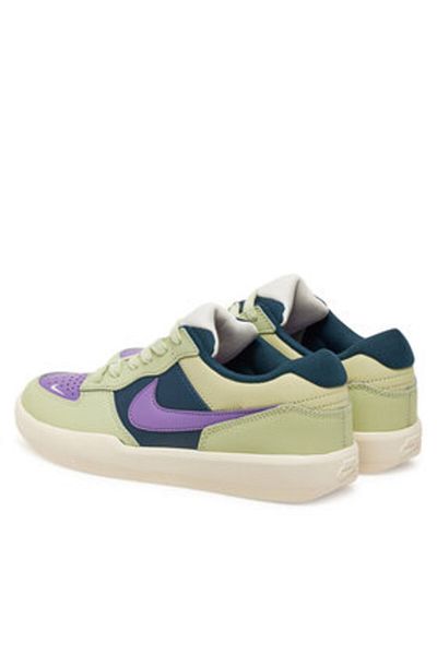Nike Women's Sneakers DV5476 green
