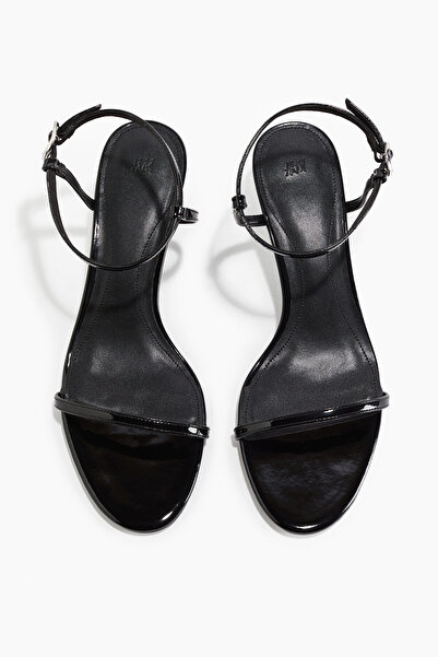 H&M Topuklu ve Şeritli Sandalet