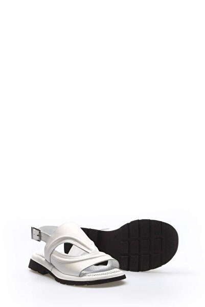 FAST STEP Hakiki Deri Kadın Klasik Sandalet 710ZA972