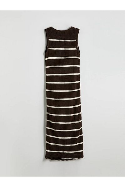 LC Waikiki Πλεκτό φόρεμα LCW Vision Brown Crew Neck ριγέ