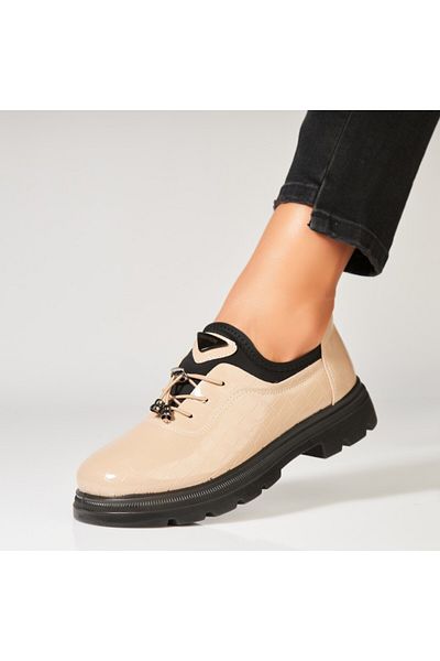Joana Women's casual shoes Beige made of ecological patent leather Azira