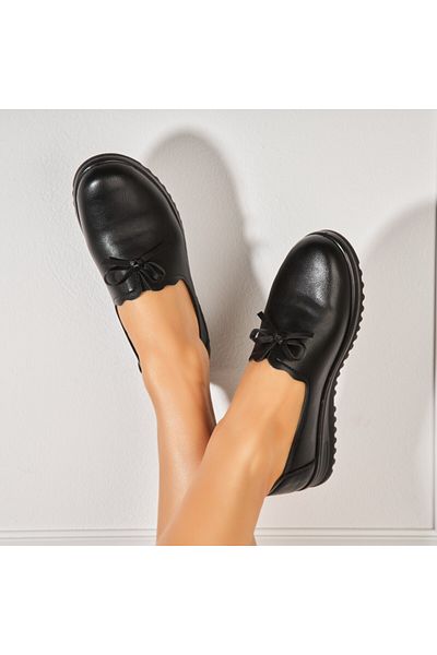 Joana Women's casual shoes in black eco-leather Cecily