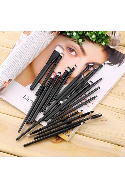 Makeup Set of 20 Black makeup brushes, Storage case included