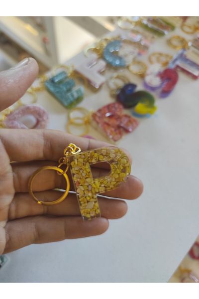 Home Epoxy Gift Keychain Letter "P"