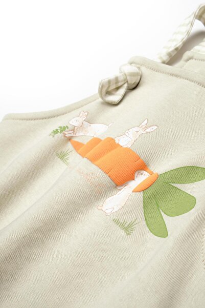 Magu Unisex Baby Cotton Carrot and Rabbit Printed Suspender Jumpsuit