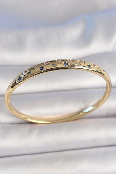 Skygo Brass Gold Color Star Embroidered Zircon Stone Women's Handcuffs - Tj-Bb6916