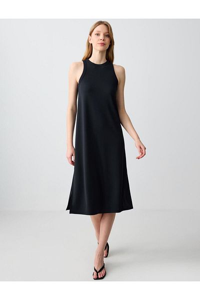 Jimmy Key Black Relaxed Cut Sleeveless Crew Neck Knitted Midi Dress