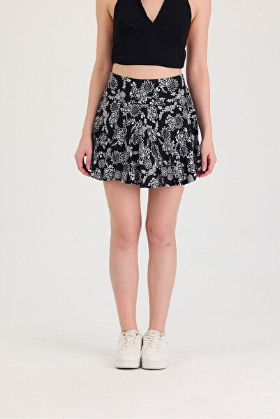 LE CARAMBOLE Fusta pantaloni scurți de vară din țesătură din viscoză neagră pentru femei 1905