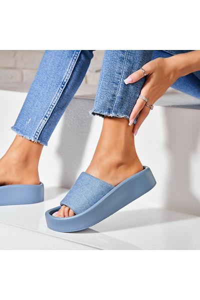 Joana Papuci/Slapi Albastri din Textil Keyana