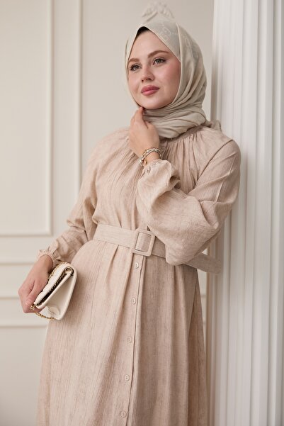 InStyle Μπεζ φόρεμα με γιακά Judge με σχέδιο φράουλα