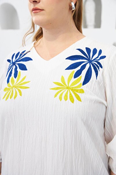 RMG Large Size Ecru Crinkle Embroidery Detailed Blouse