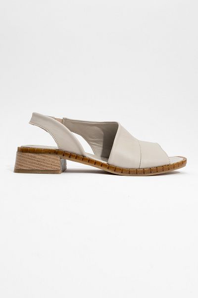 Ataköy Ayakkabı WOMEN LEATHER SANDALS