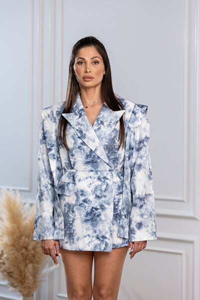 Joana Sacouri Dama Albastru Ainara