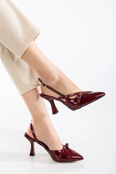 Savves Women's Burgundy Patent Leather Double Banded Buckle Detailed Light Classic Heeled Shoes