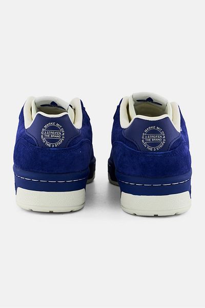 adidas Men Rivalry Low Lave Up Outdoor Shoes, Blue