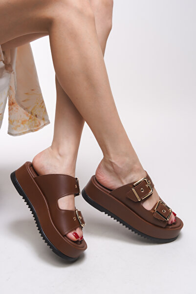 Riccon Winledha Women's Slippers - Double Buckle, Brown Skin, 001278   Model