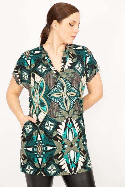 Şans Women's Green Large Size V-Neck Side Pocket Low Sleeve Tunic 65n35940