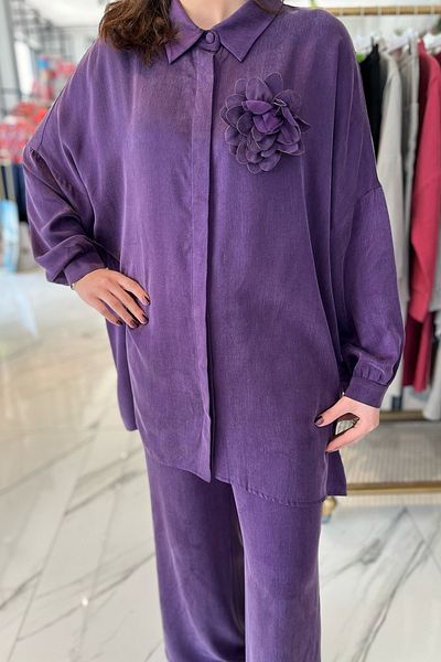 Nuss Purple Angle Suit 1064 - Rose Accessory Detail