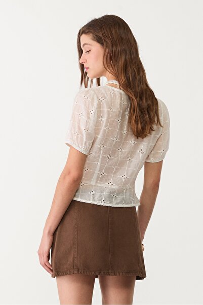 Stradivarius Yırtmaçlı mini şort etek