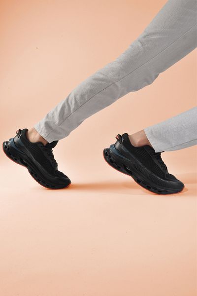 WALKWAY Black Memory Foam Men's Sports Shoes Novi m Model