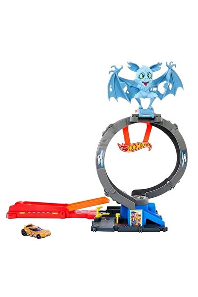 HOT WHEELS Bat Döngü Saldırı Oyun Seti ve 1:64 ölçekli oyuncak araba HTN78