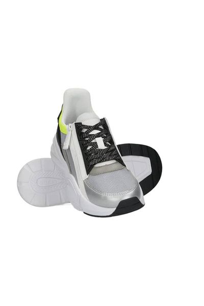 Guess BAILIA2 FOOTWEAR ACTIVE women's silver sneakers
