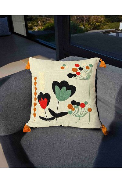 Sakallı Bohemian Punch Embroidered Throw Pillow Cover Floral Patterned