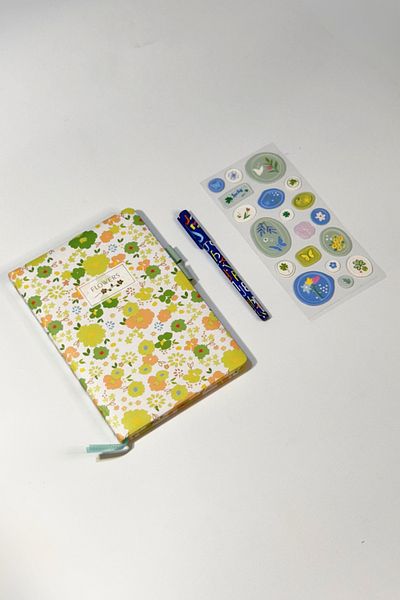 caps office 200 Sheets Floral Pattern Notebook & Embossed Sticker + Gel Pen Set Stationery Set