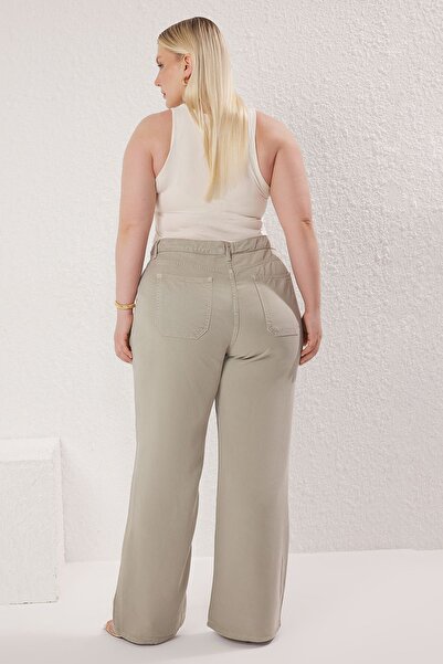 Trendyol Curve Зелений More Sustainable 100% Tencel™ Висока талія Літні джинси TBBSS25CJ00018