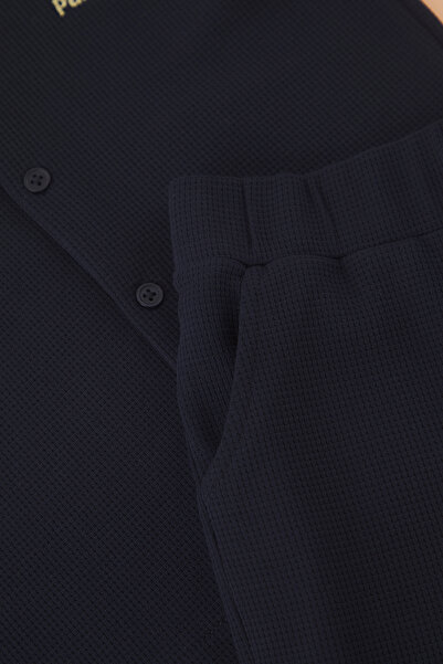 TRENDYOLKIDS Navy Blue Boys' Cotton Embroidered Shirt-Shorts Textured Knitted Bottom-Top Set Tkdss25Au00119