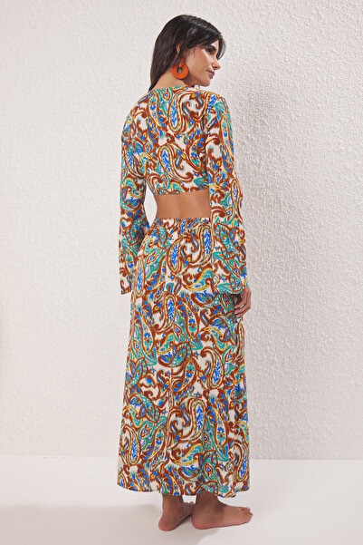 Trendyol Collection Shawl Patterned Woven Binding Detailed Flounced Deep Slit Beach Blouse Skirt Suit Tbess25Au00090