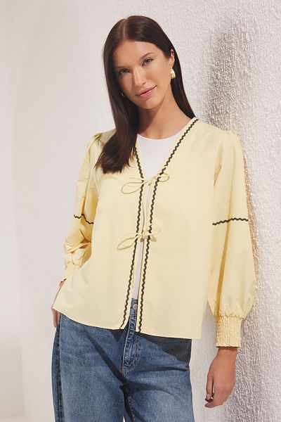 Trendyol Modest Világossárga csővel részletes szőtt ing TCTSS25TG00028