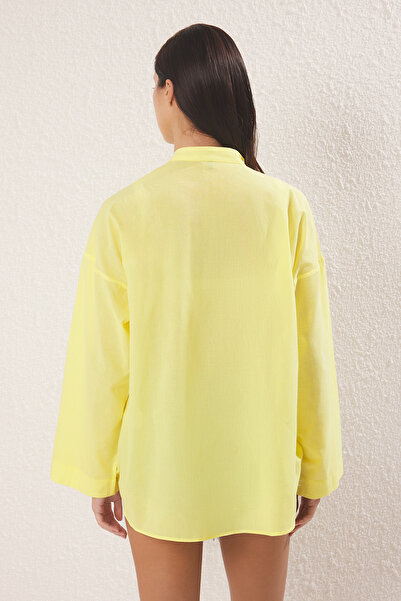Trendyol Collection Žlutá maxi plážová košile ze 100% bavlny s detailem tkaného šněrování TBESS25GO00026