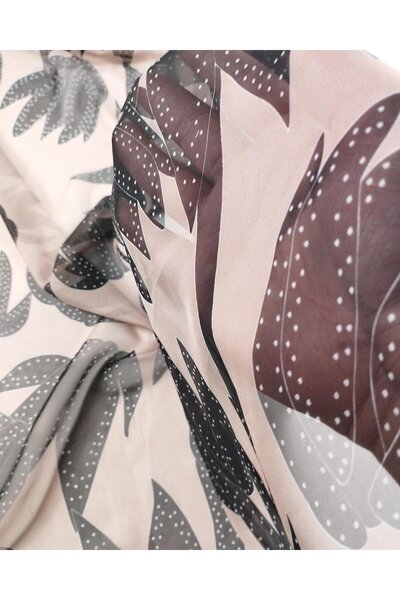 Kumaş Parça شيفون ناعم باللونين الأسود والبيج - 140 سم