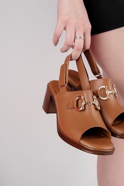 Lal Shoes & Bags Sandale cu toc Pera pentru femei din piele naturală, deschise în față, cu cataramă aurie, maro