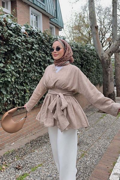 LOCCO سترة Lidya النسائية برباط على الخصر من فرو المنك