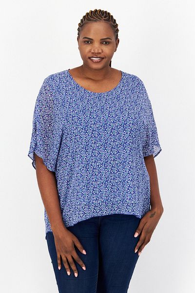 Samoon Women Plus Size Round Neck Short Sleeve Allover Print Blouse, Blue