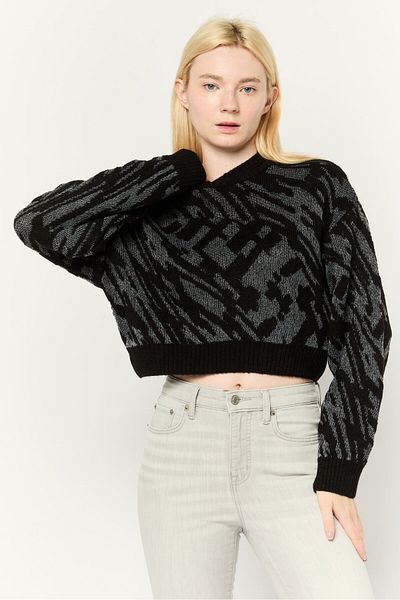 Don't Call Me Jennyfer Women Ribbed Collar Crochet Sweater, Black/white