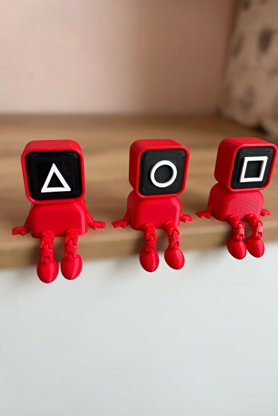 lina hobby مجموعة مجسمات جالسة بطباعة ثلاثية الأبعاد من Squid Game مكونة من 3 - زينة طاولة قابلة للجمع