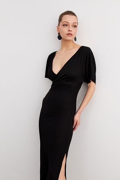 Trendseninle Γυναικείο μαύρο μάξι φόρεμα με διπλό στήθος με σκίσιμο γιακά