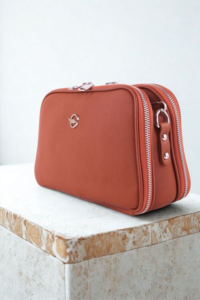 GALB LEATHER Geantă de umăr pentru femei din piele Lakoste de culoare maro medie - Geantă Messenger încrucișată cu 5 compartimente