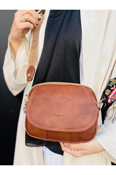 Çanta Trend Mega Soft Faux Leather Tan γυναικεία τσάντα ώμου και χιαστί με 4 ...