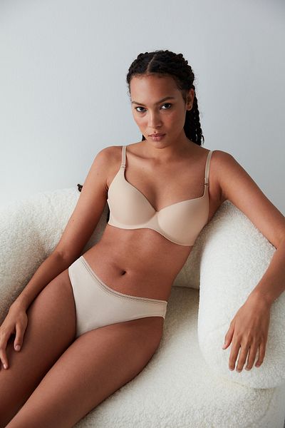 Penti Sensation Beige Nahtloser Push-up-BH mit Unterstützung