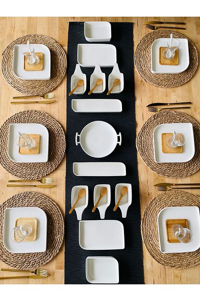 CASA DE BELLA 43 Piece 6-Person Porcelain Breakfast Set