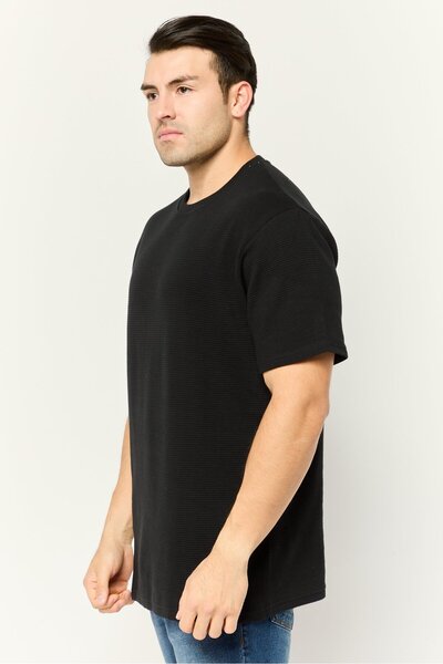 Threadbare Men Crew Neck Short Sleeves Textured T-Shirt, Black