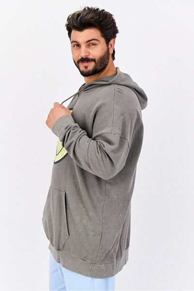 SMILEY سويت شيرت رجالي بغطاء رأس وطبعة جرافيكية وأكمام طويلة، رمادي