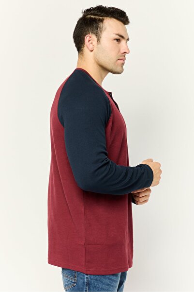 Perry Ellis Men Crew Neck Long Sleeves Two-Tone T-Shirt, Maroon