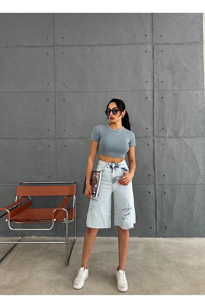 Zeo Basic Ripped Bermuda Shorts - Light Blue