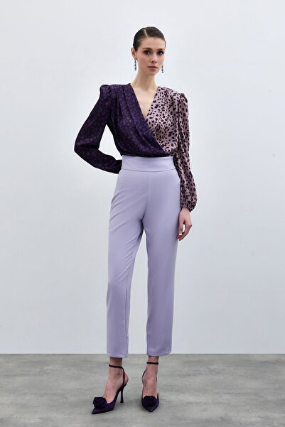 Sateen Pantaloni cu detaliu corsaj - LILA