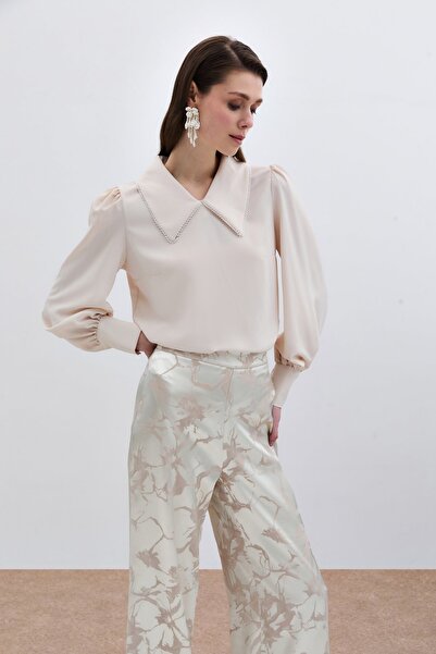Sateen İnci Yakalı Bluz - Bej